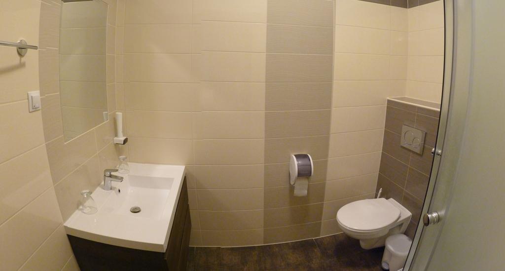 Parton Hotel & Bowling Тісокийчке Номер фото